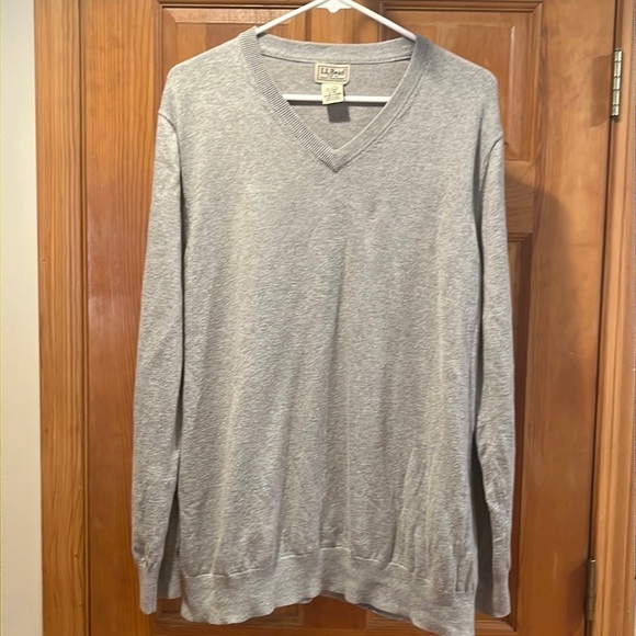 L.LBEAN mens vneck cotton/ cashmere blend size xlarge. - Picture 1 of 7